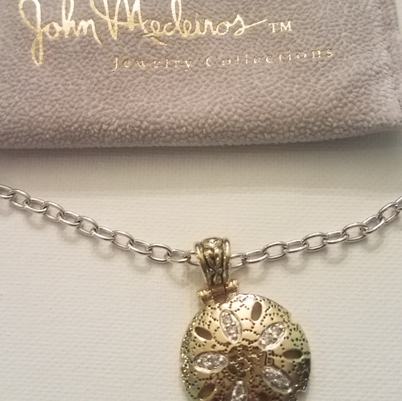 John Medeiros necklace - Picture 3 of 3